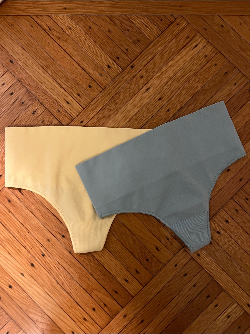 SPANX Seamless Bikini Briefs in Pale Yellow & Dusty Blue - NEW